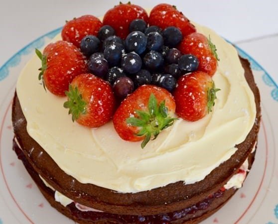 very berry chocolate cake