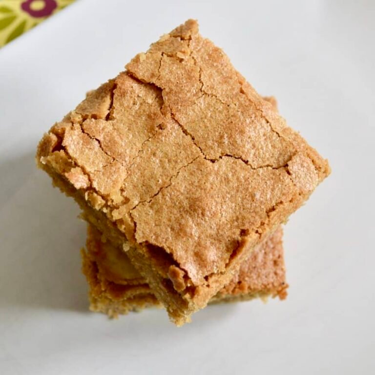 white choc blondies