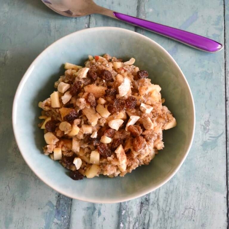 apple chia breakfast bowl