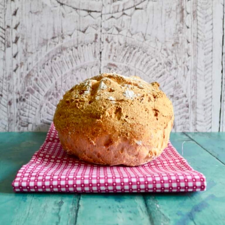 paprika bread