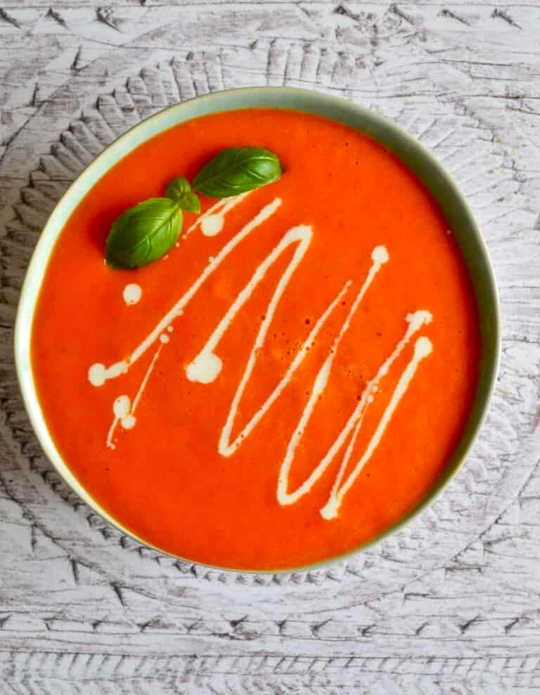 red pepper and carrot soup