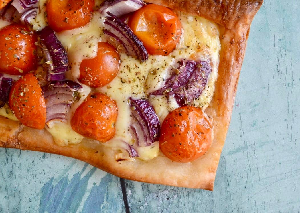 cheese tomato tart