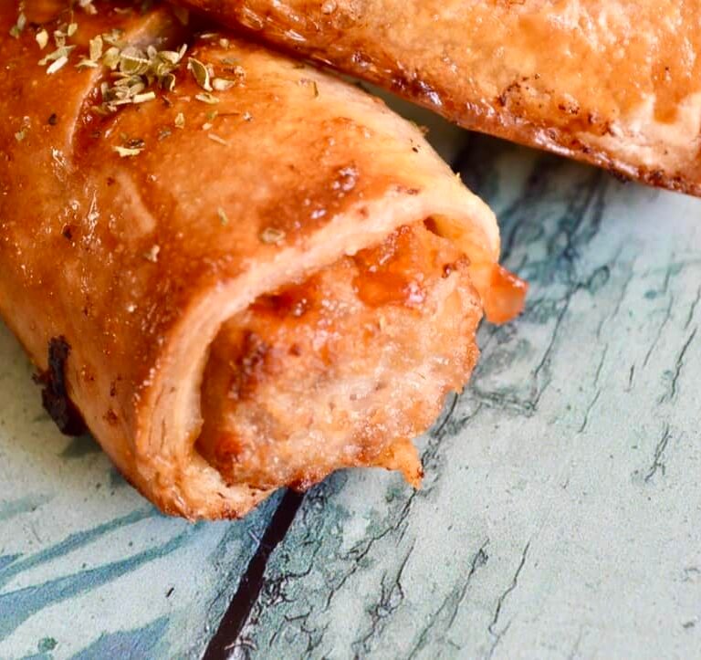 chutney sausage rolls