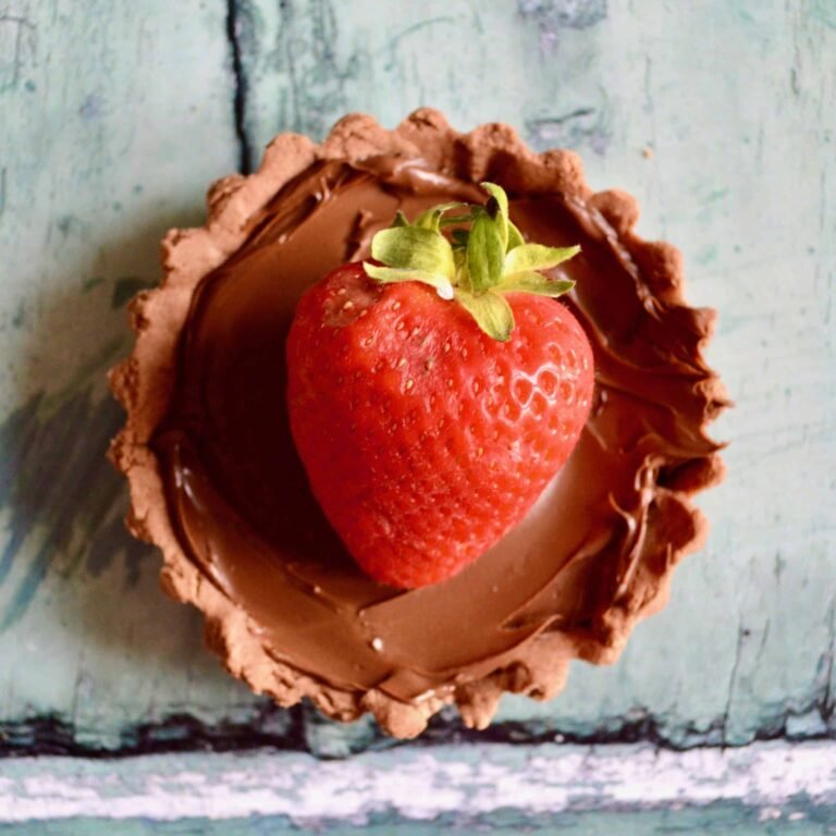 strawberry choc tart