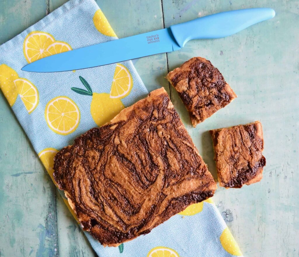 cinnamon swirl bars