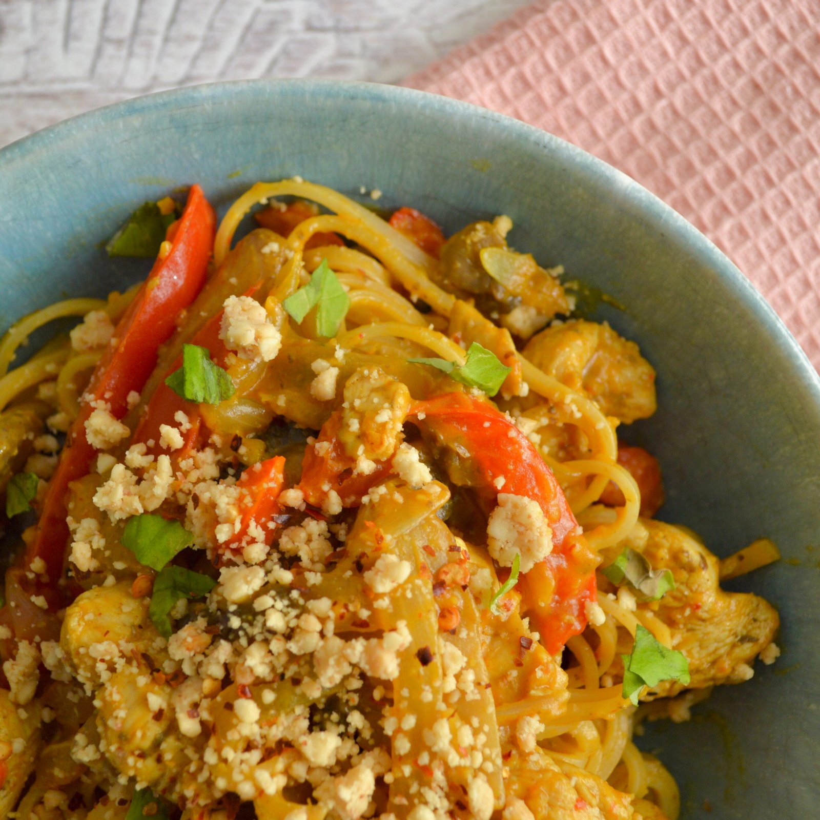 chicken-satay-noodle-bowl-gluten-free-dairy-free