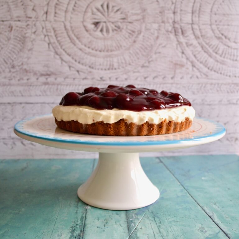 black cherry cheesecake