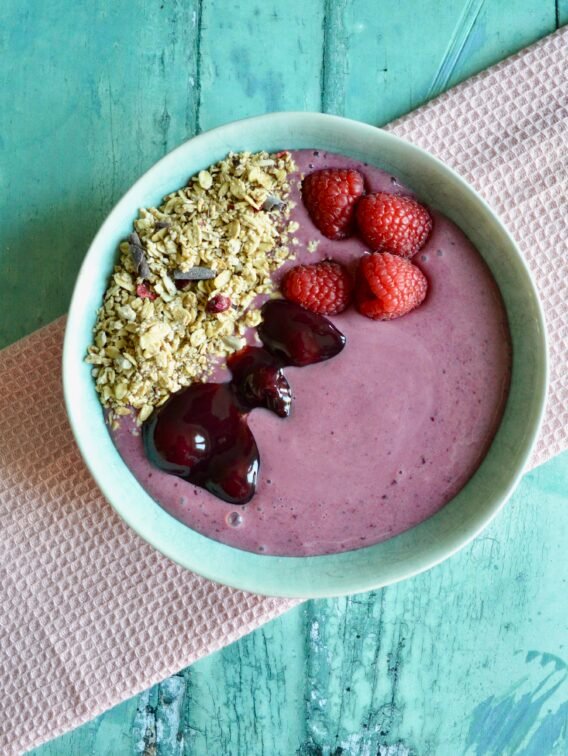 Cherry Banana Smoothie Bowl (Gluten Free, Dairy Free)