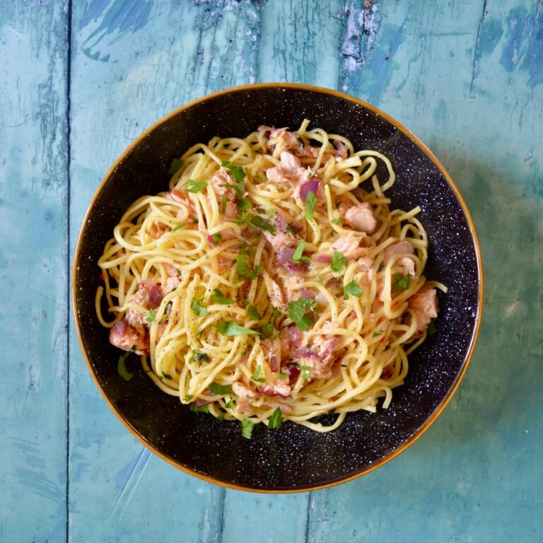 hot smoked salmon spaghetti